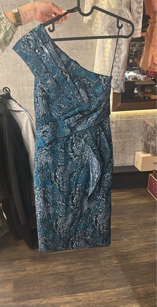 Vestiti: Robe de soirée asymétrique bleu sarcelle texturée - occasion – Nuovo (secondo la descrizione) da Courroux venduto da lan_5f9f