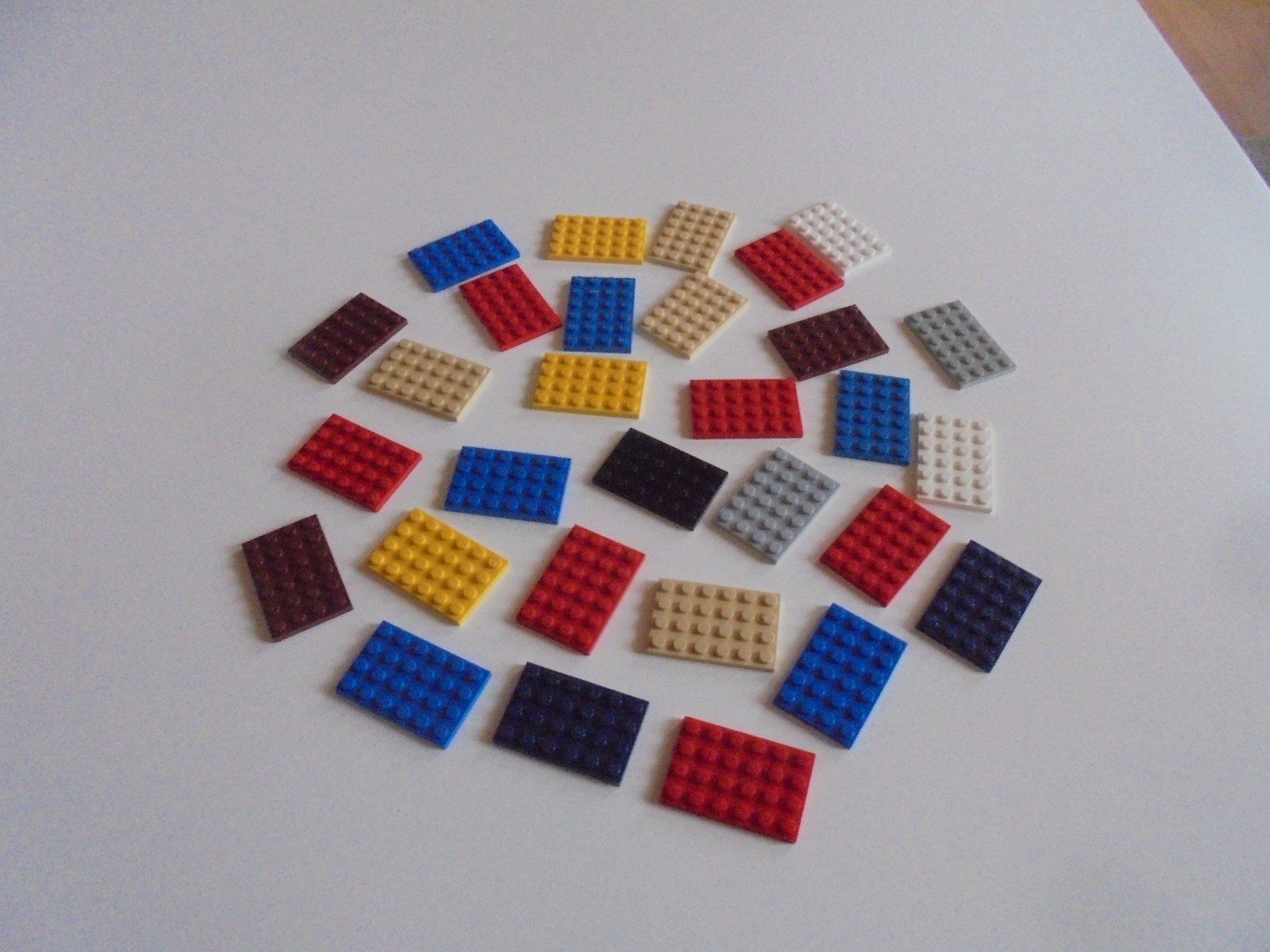 Lego Spielzeuge: LEGO - 30 - PLÄTTLI - 6 X 4 – Gebraucht aus Gelterkinden von ajdt4