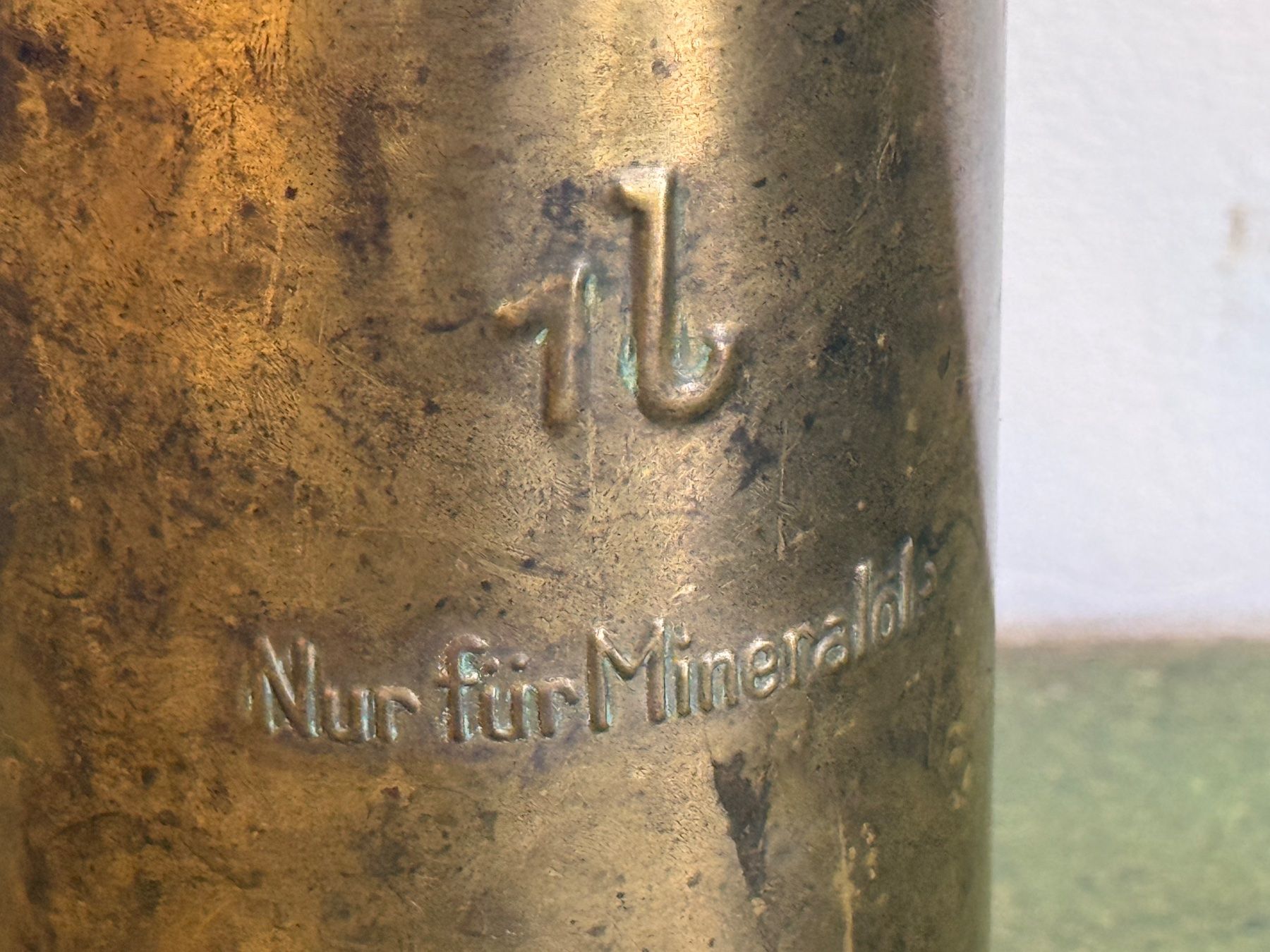 Annaffiatura & Irrigazione: Vintage Mineralölkanne Messing (Oldtimer) – Usato da Bättwil venduto da Velozianer 1