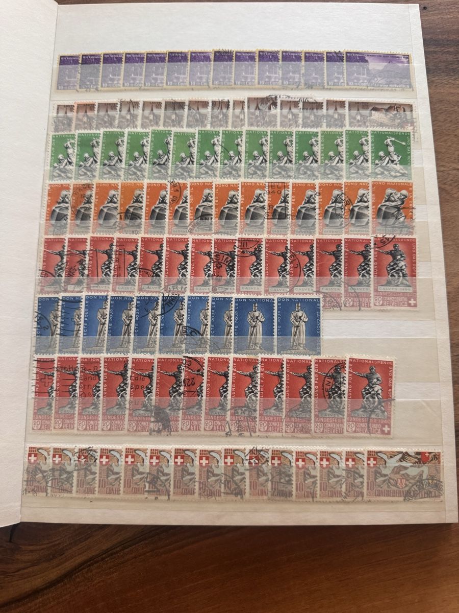 Tous les timbres: Briefmarken Sammlung Schweiz – D'occasion à Solothurn par Alex702 1