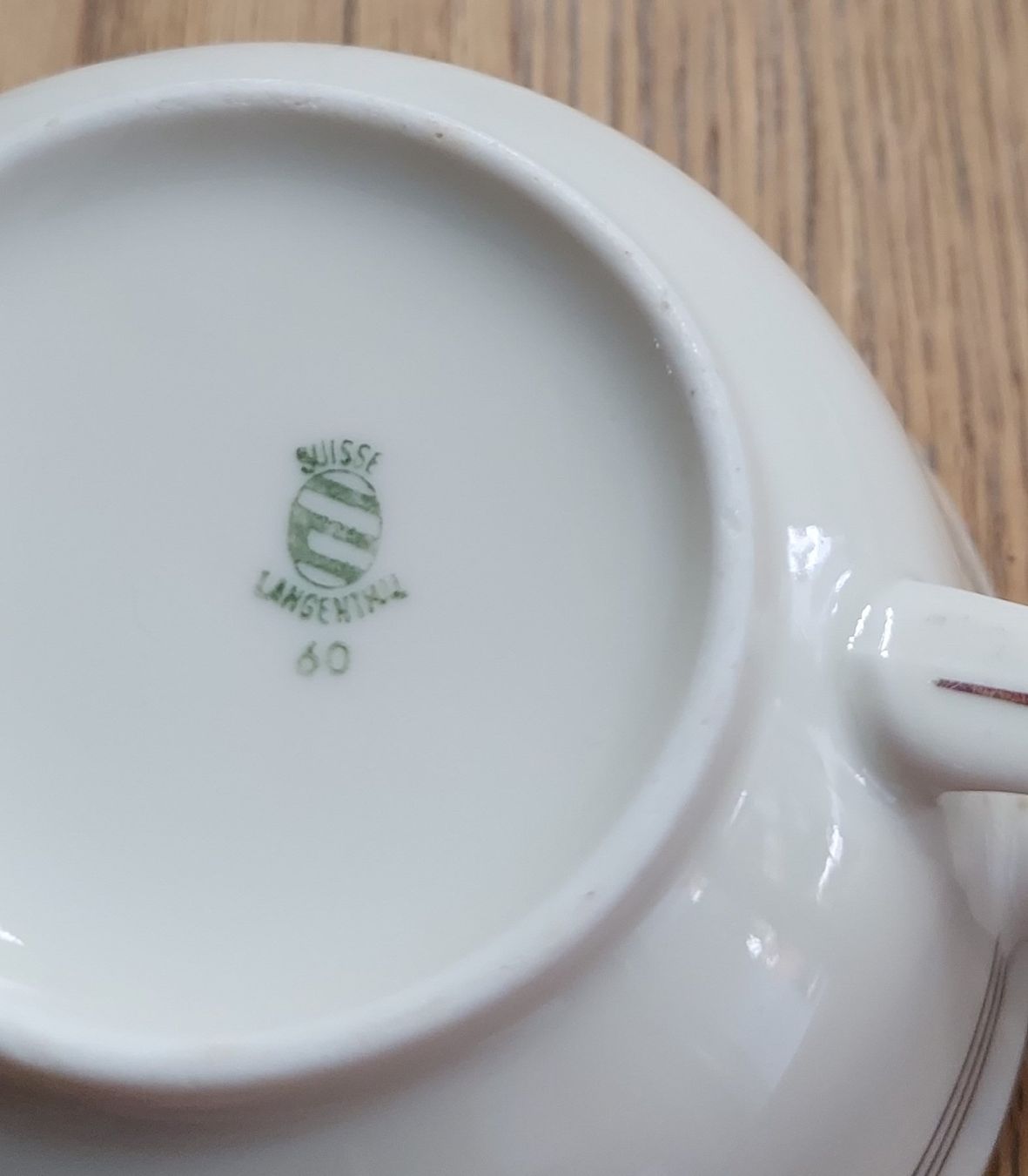 Kaffee- & Teegeschirr: Kaffee-/Tee Service mit Goldrand – Gebraucht aus Gunzgen von  5