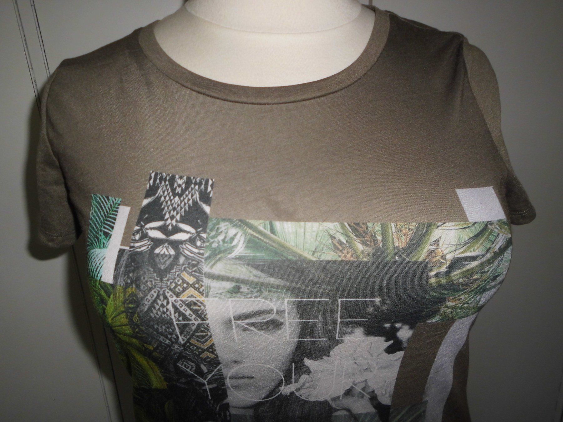 T-shirt: T-shirt kaki T. M – Nuovo (secondo la descrizione) da Marin-Epagnier venduto da Madja 1