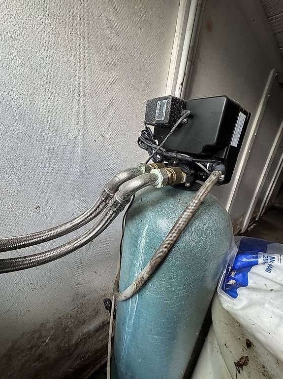 Sanitari: Wasser Enthärtungsanlage – Usato da Münchwilen AG venduto da me2work 2