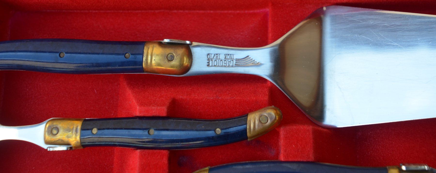 Laguiole Set di posate: Laguiole Pradel - Besteck / couverts -  service de table – Nuovo e nell'imballaggio originale da Collonges venduto da arashee 5