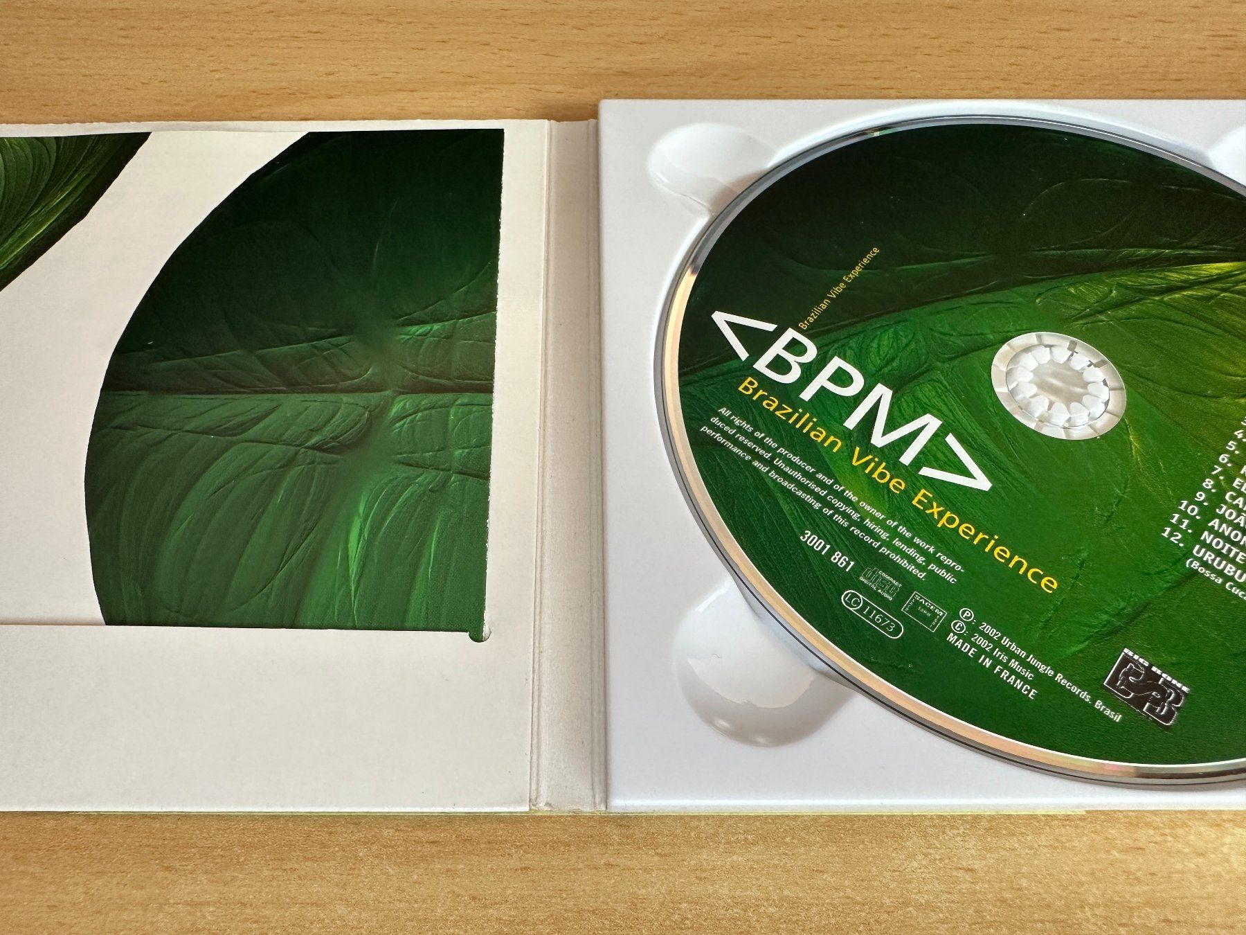 CD: <BPM> – Brazilian Vibe Experience – Usato da Rikon im Tösstal venduto da Alpenmutz 2