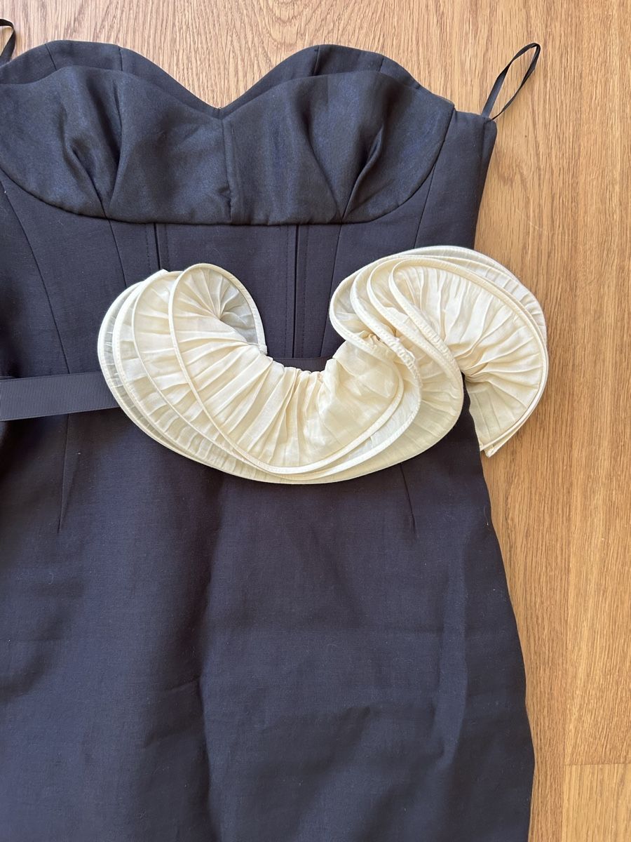 H&M Vestiti: H&M limitierte Edition Abendkleid / 36 – Usato da Zug venduto da bia_v6gf 1
