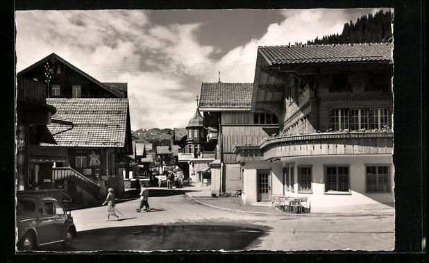 Cartoline postali: Adelboden, Dorfstrasse mit Friseurgesch – Usato da Berlin venduto da bartko-reher