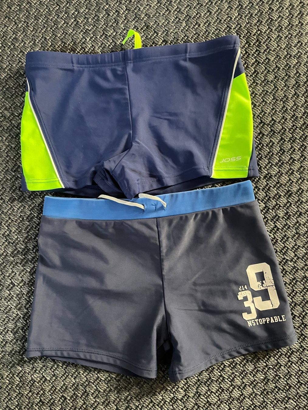 Costumi da bagno: 2 Badehosen Grösse 152 – Usato da Seon venduto da tweety19