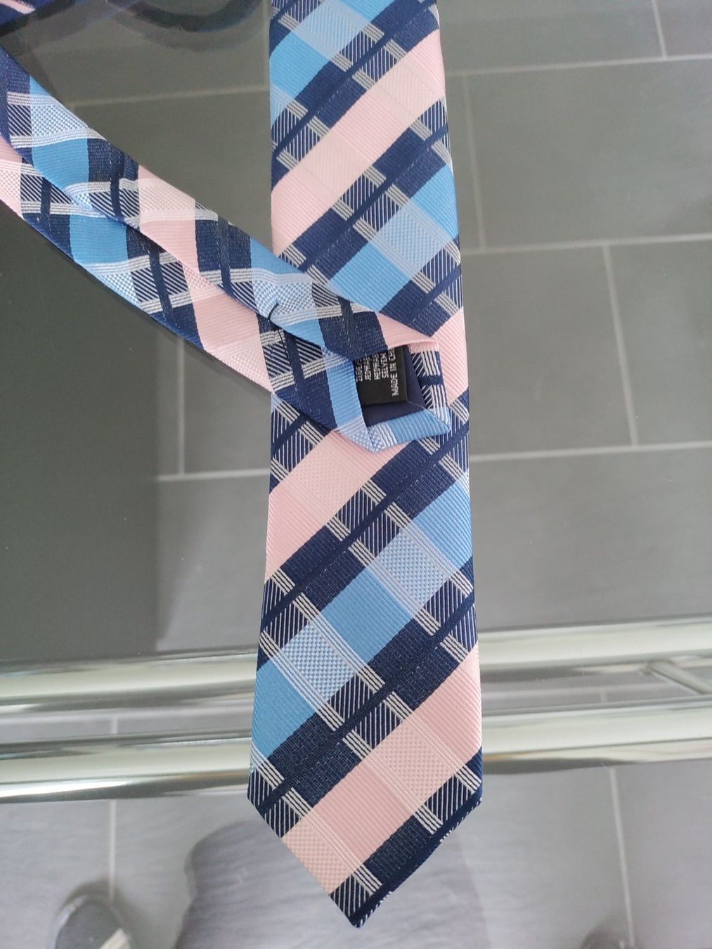 Cravatte: Cravate - Bleu et rose – Usato da Avry-devant-Pont venduto da OBoss