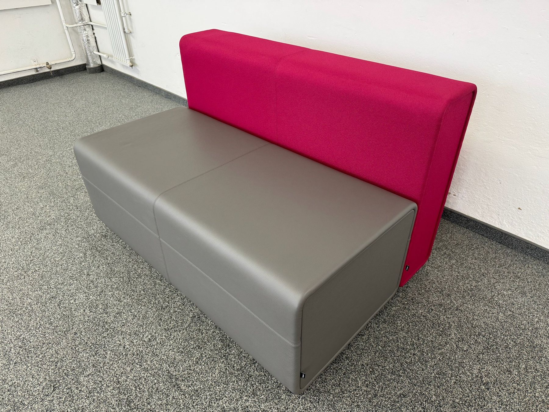 Divani: Bene PARCS CAUSEWAY Lounge Sofa Small – Usato da Schönenwerd venduto da mcofficeshop 3