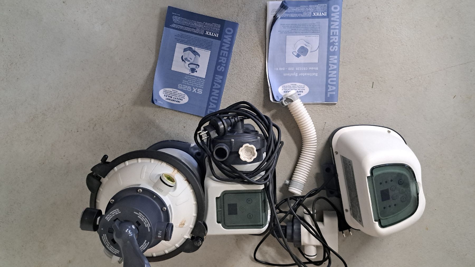 Intex Pompe & Parti di ricambio: Intex Salzwassersystem CS3220 & Sandfilter SX925 – Usato da Muri AG venduto da HalleTeam