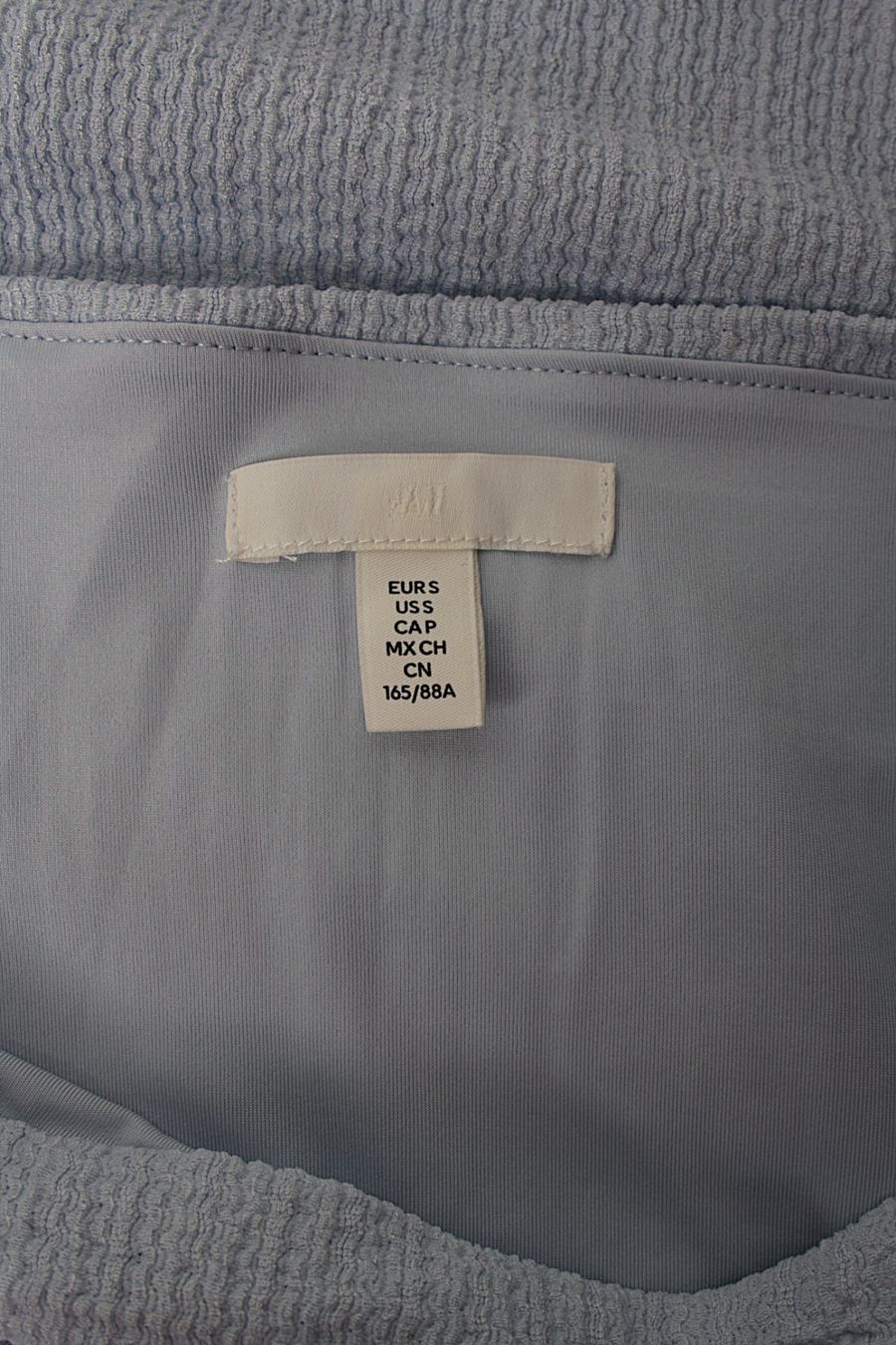 H&M Kleider: Gecrinkeltes Kleid mit Kappenärmeln, hellblau, S – Gebraucht aus Zollikofen von Restwert_Zollikofen 2