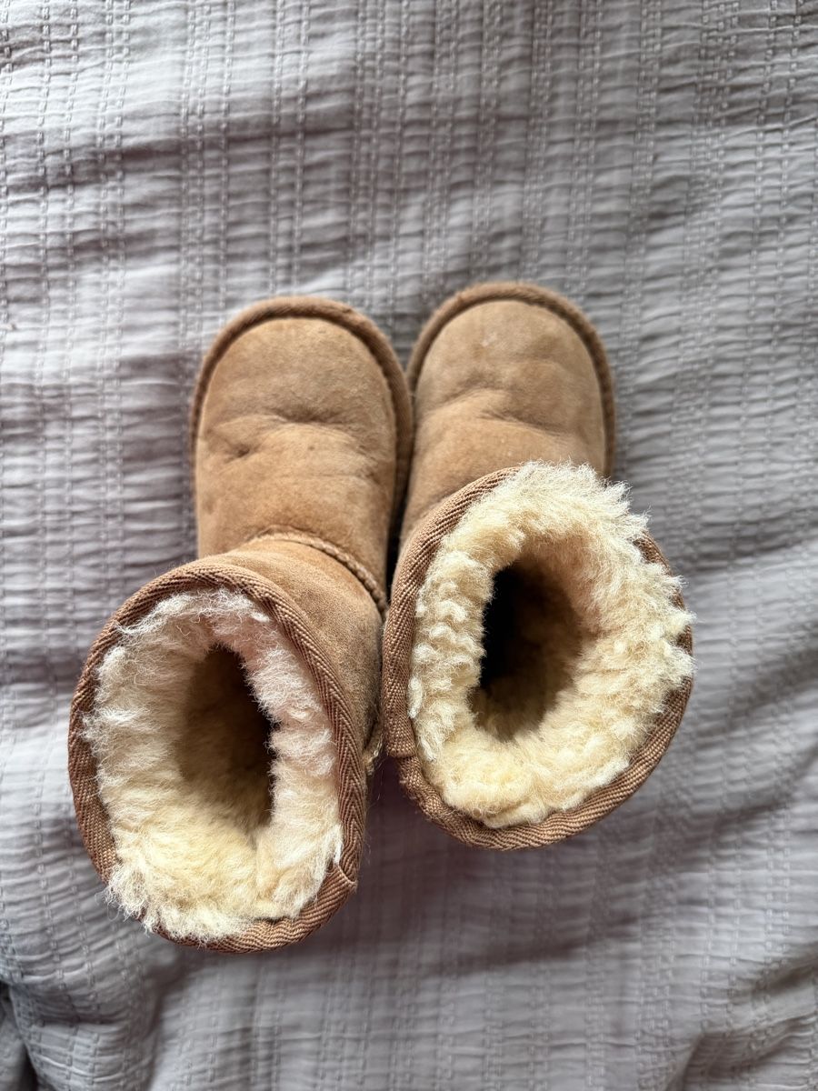 Ugg Scarpe per ragazzi: UGG Boots Gr. 25 – Usato da Oftringen venduto da LikeiT 3
