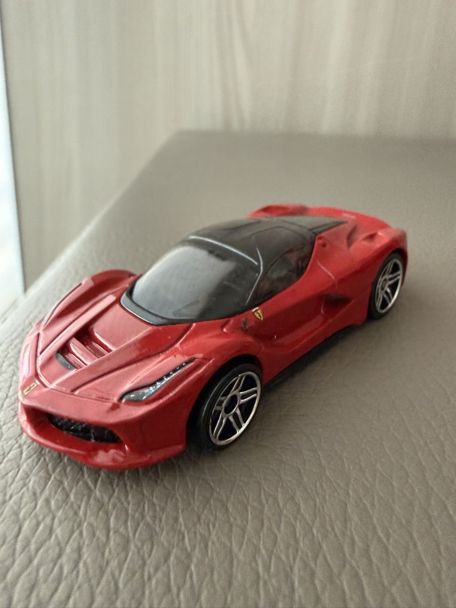 Hot Wheels Modellini d'auto: Modellino auto Ferrari LaFerrari rosso 2013 – Nuovo (secondo la descrizione) da Viganello venduto da mat_bds6 3