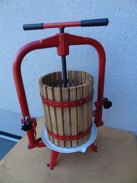 Tutte le macchine: Obstpresse 12 l gebraucht – Usato da Pfäffikon ZH venduto da mamapa