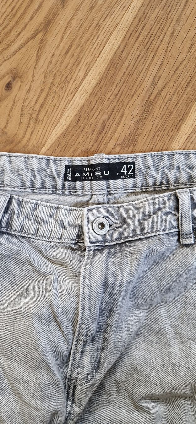 Jeans: Graue Jeanshose in Gr.42 – Usato da Grosswangen venduto da iranki80 2