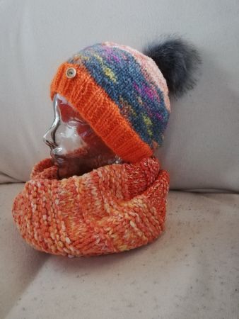 Mütze und Schal orange