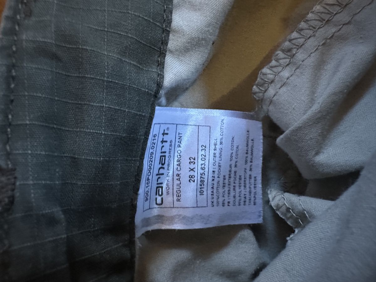 Carhartt Pantaloni: Regular Cargo Pants; Carhartt, grau, 32x32, – Nuovo (secondo la descrizione) da Hettlingen venduto da Nonnenhase 1