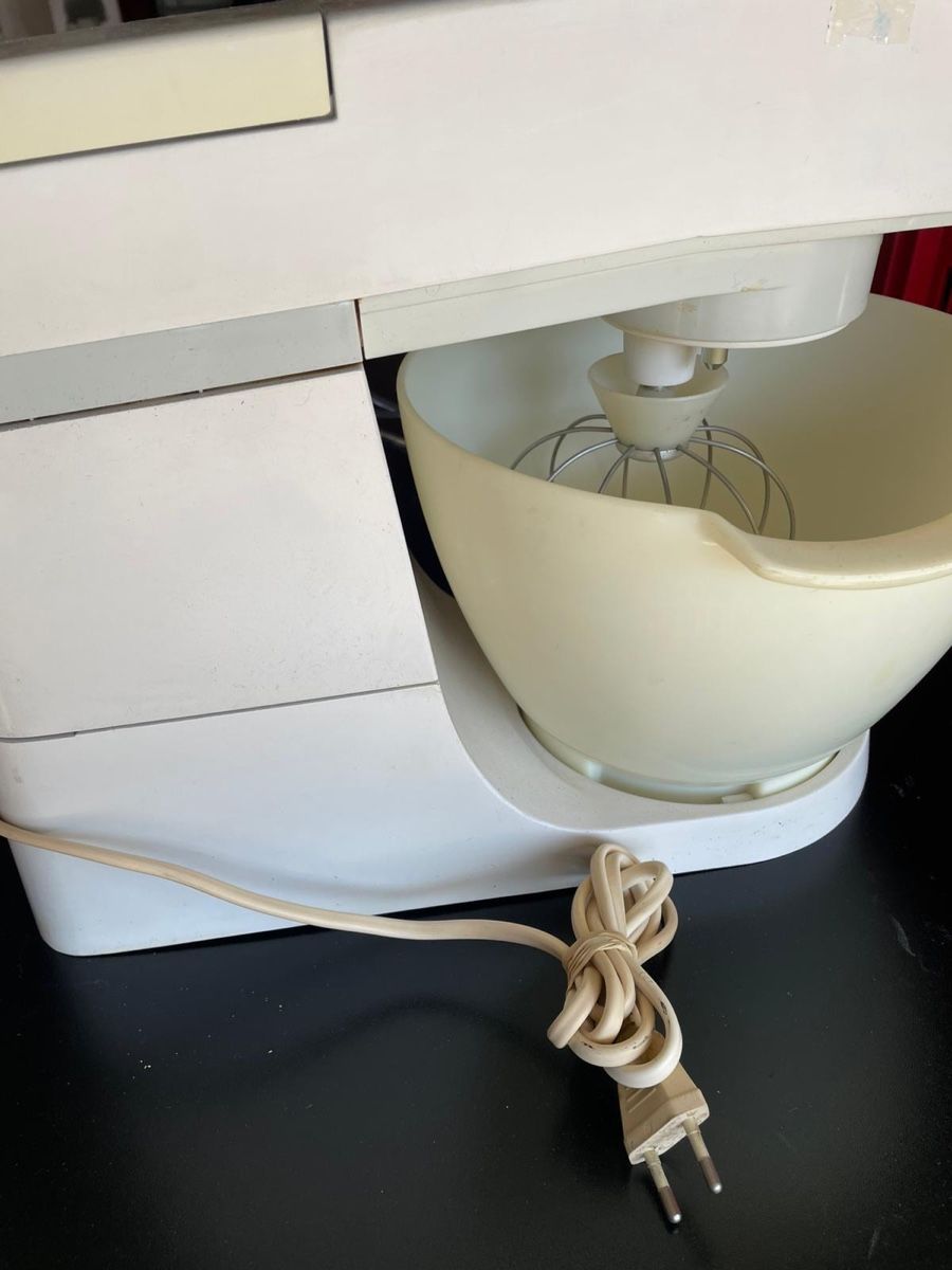 Kenwood Küchengeräte: Kenwood Chef Küchenmaschine – Gebraucht aus Schaffhausen von pinca19