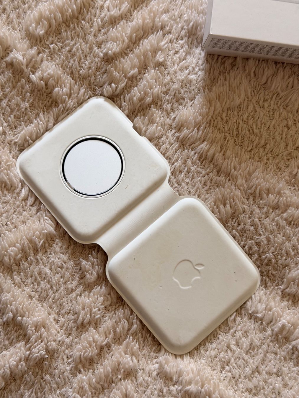 Apple Caricabatterie: Apple MagSafe Duo Charger – Usato da Zürich venduto da vh.8038 1