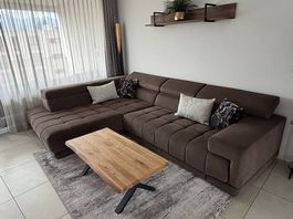Grosses Ecksofa / Wohnlandschaft
