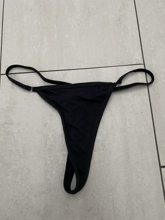 NEU Bikini Hose Tanga schwarz Gr.S