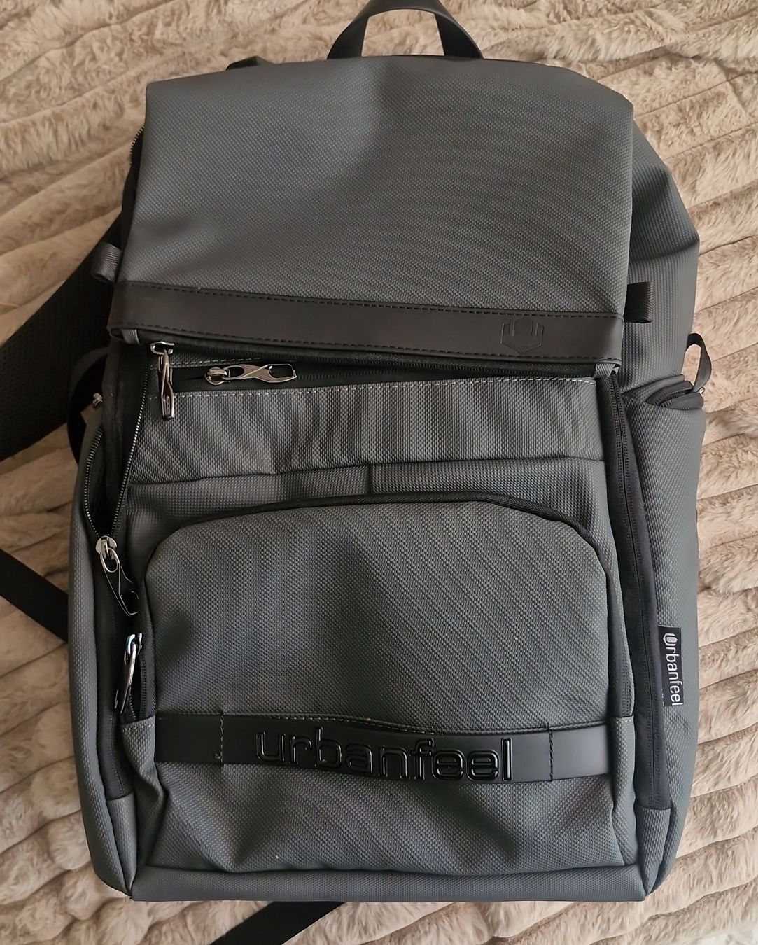 Zaini: Urbanfeel backpack grey multifunctional like new – Nuovo (secondo la descrizione) da Bonstetten venduto da Denitza87