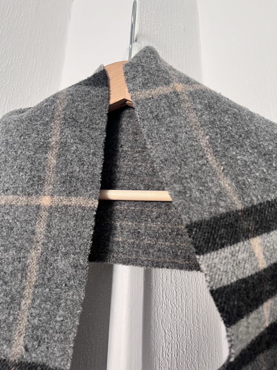 Burberry Foulard & Sciarpe: Burberry Scarf Check Pattern Grey Wool Cashmere Used – Usato da Lausanne venduto da Danash 3