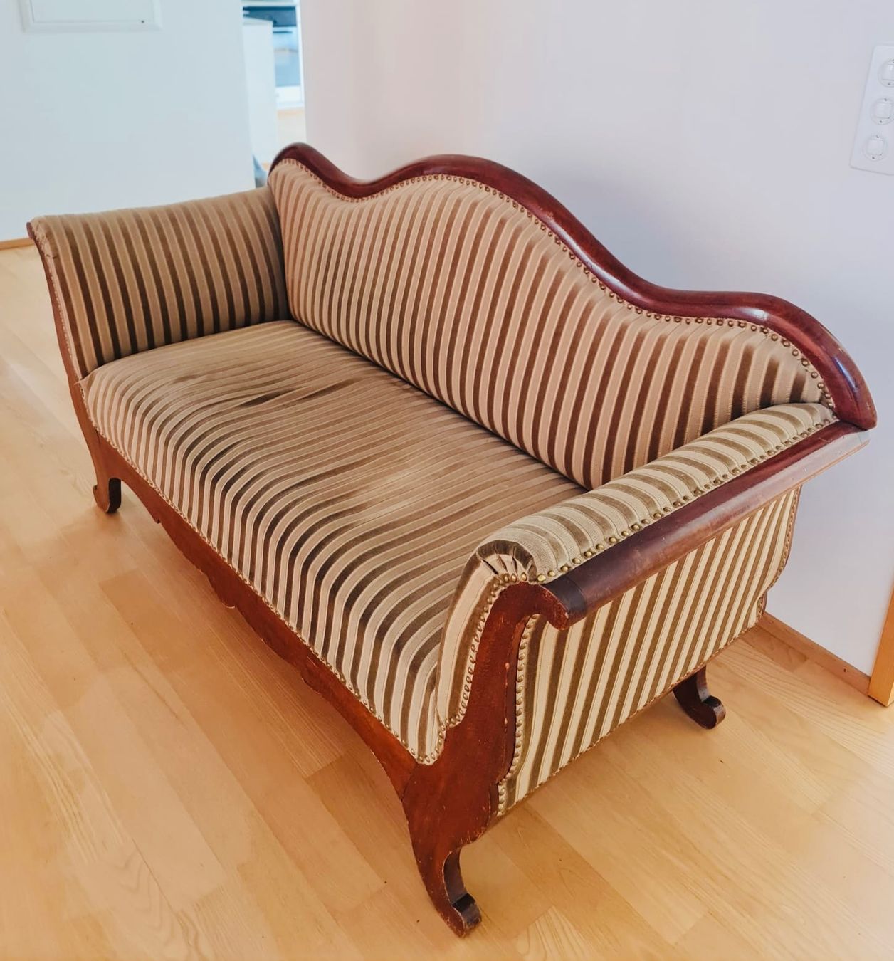Sofas: Biedermeier Sofa antik – Gebraucht aus Montlingen von