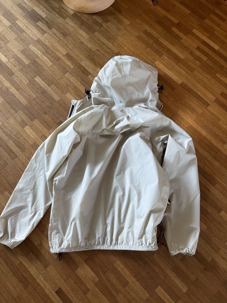 Giacche: KWay Jacke, Beige, Gr. 152, neuwertig – Usato da Morgarten venduto da elabaumann_ch 4