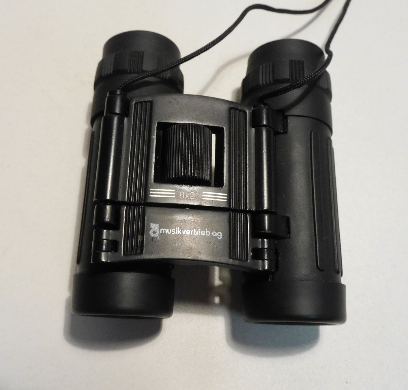 Binocoli: Feldstecker kleiner 8 x 21 Reisefeldstecher mit Case – Usato da Sursee venduto da 76 6