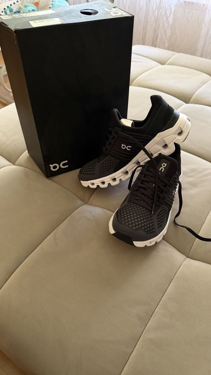 On Damenschuhe: ON Schuhe Neu 37.5 – Neu und originalverpackt aus Kreuzlingen von Bek_10 2