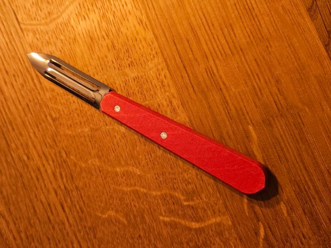 Küchengeräte: Opinel Schäler Sparschäler rot Küchenhelfer – Neu (gemäss Beschreibung) aus Bern von Respirit 1