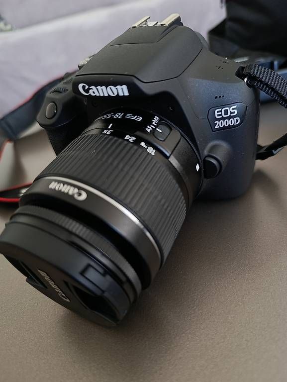 Fotocamera: Canon D2000 come nuova  – Usato da Bellinzona venduto da tah_z6dy 2