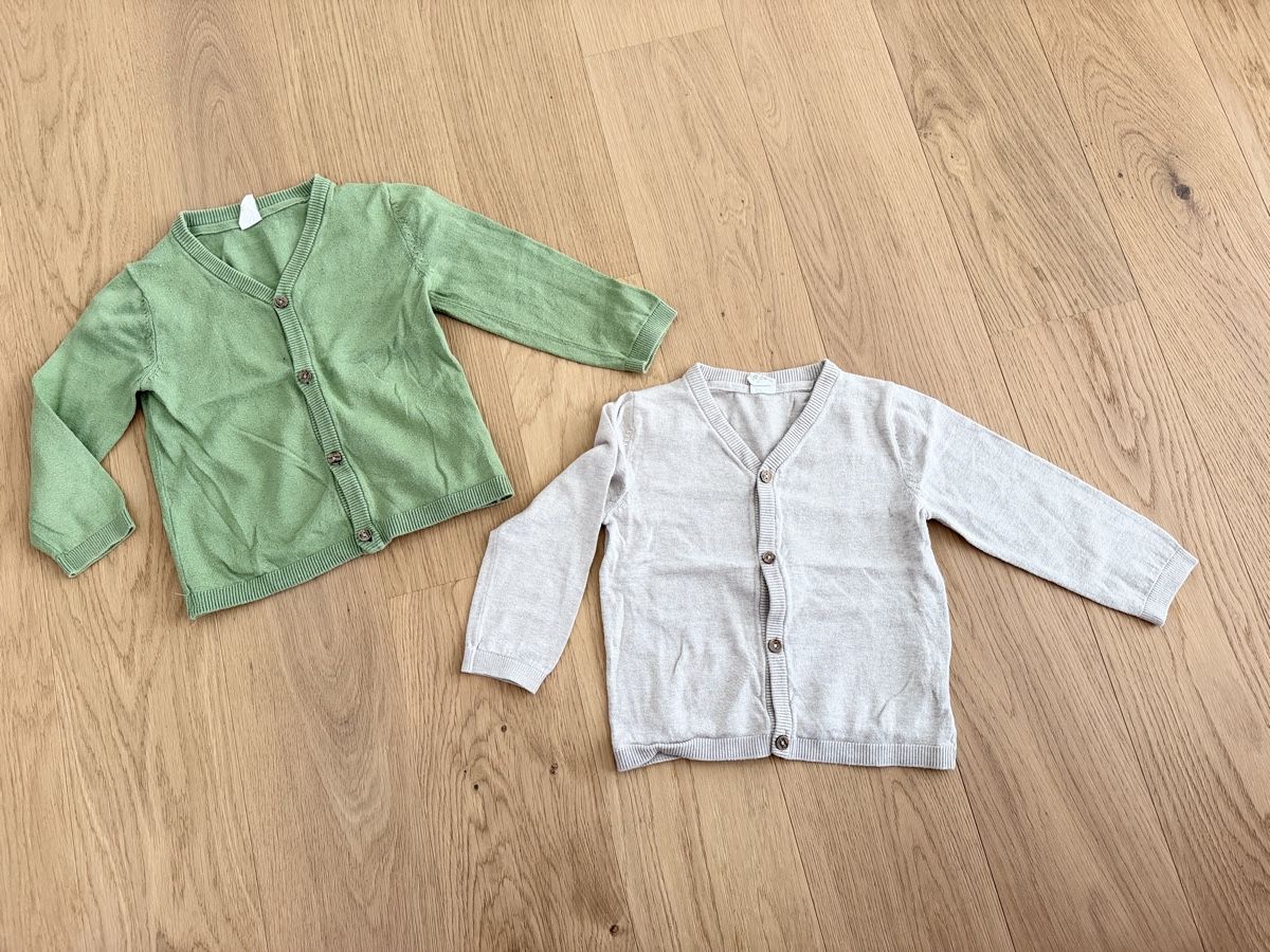 H&M Giacche & Cappotti: 2x Strickjacke H&M Gr. 92 – Usato da Rain venduto da Heike5284