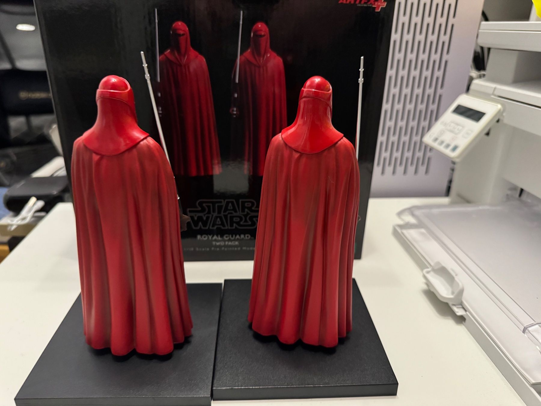 Star Wars Statuette: Star Wars Royal Guard Two Pack Kotobukiya ArtFX+ – Usato da Burgdorf venduto da Caradhras 1