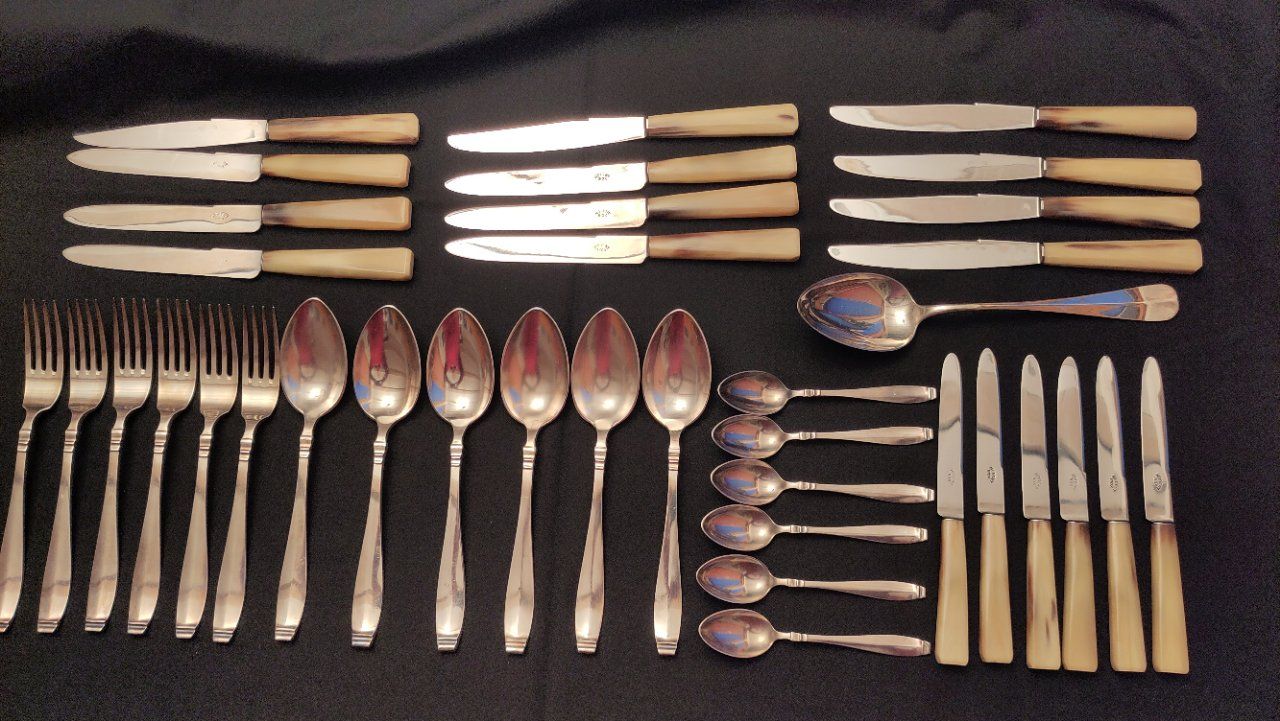 Set di posate: Essbesteck 35-teilig – Usato da Sevelen venduto da Cfostx