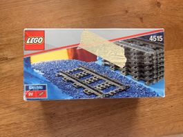 LEGO Eisenbahn Schienen 4515 9V Set mit Verpackung