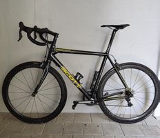 SCOTT Addict R1 56cm