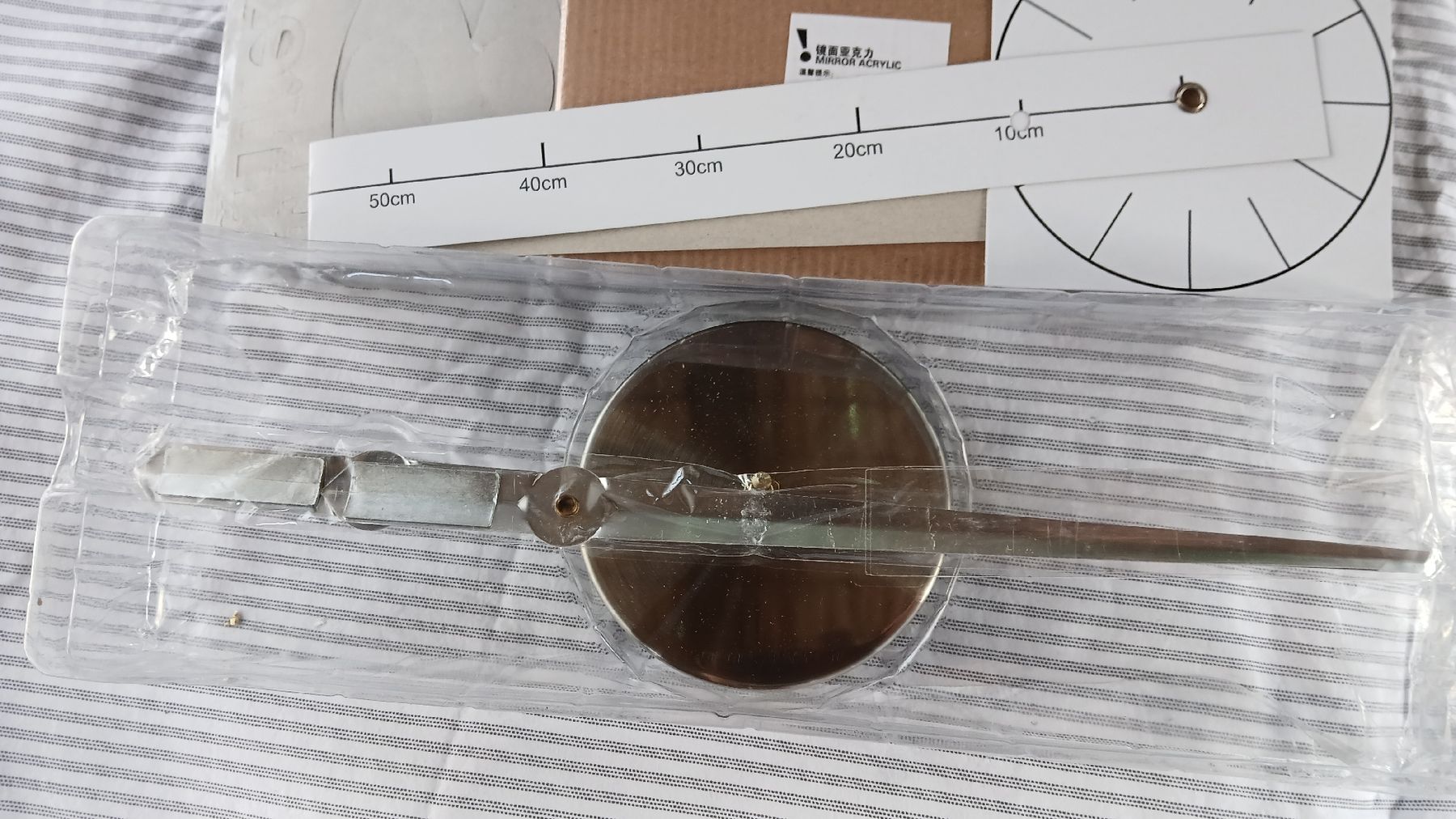 Orologi da terra & Orologi da parete: Horloge murale DIY moderne – Nuovo e nell'imballaggio originale da Grand Lancy venduto da ampoule 2