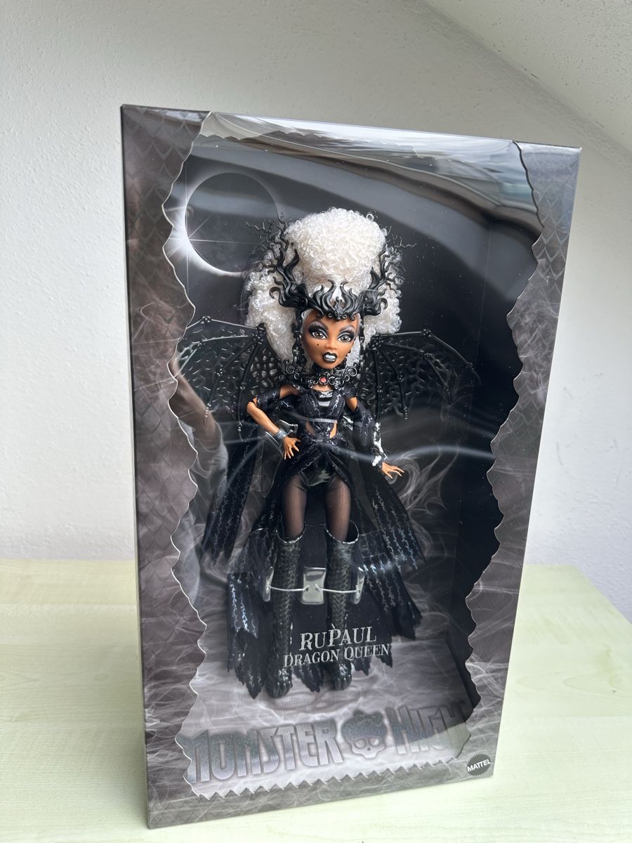 Bambole: Monster High Dragon Queen Puppe – Nuovo e nell'imballaggio originale da Zürich venduto da Kat_5557 1