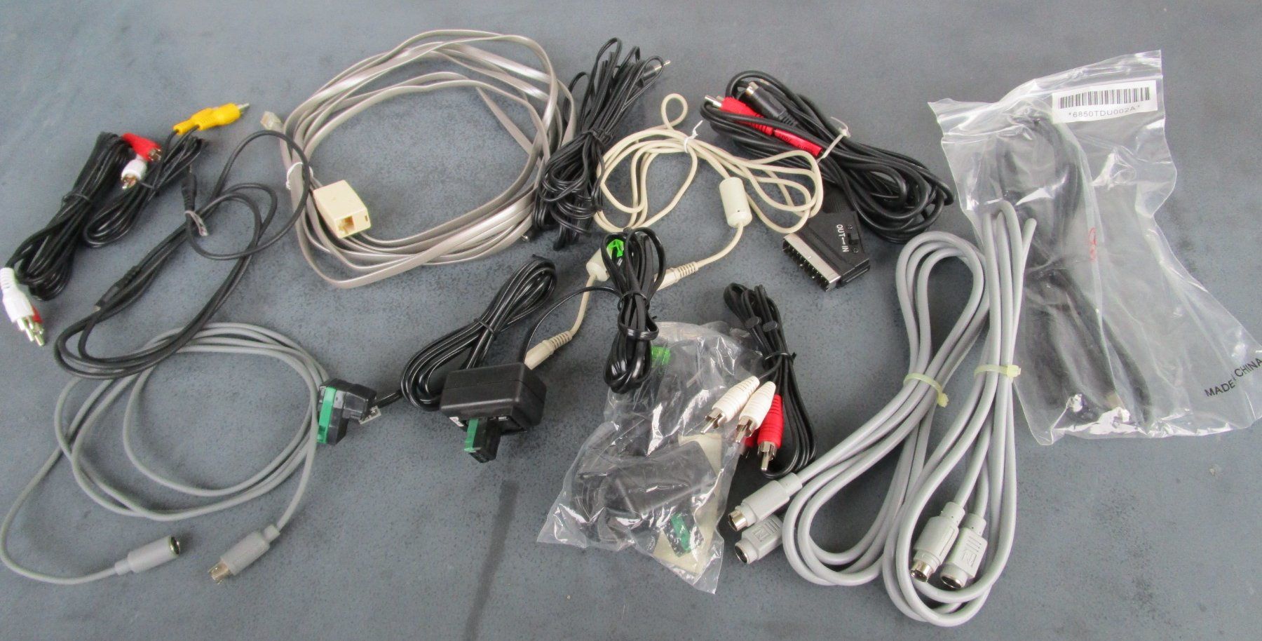 Cavi: Diverse Computer Kabel – Usato da Rapperswil SG venduto da Ralphy 4