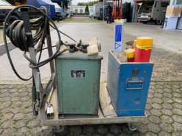 Elektroden-Schweissgerät Weider SB 200A mit Rollwagen + Zub.