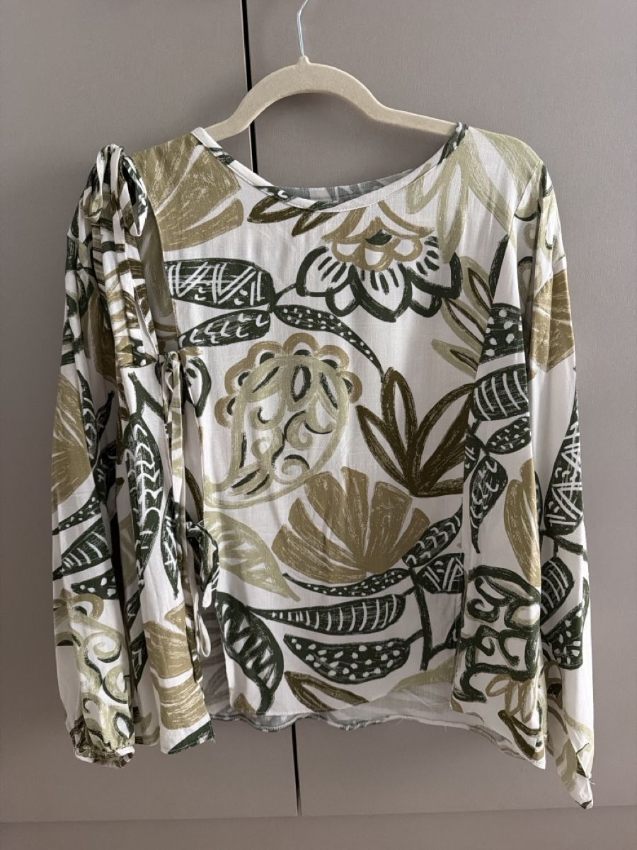 Camicette: Handmade Summer Womens blouse white green floral pattern – Nuovo e nell'imballaggio originale da Paradiso venduto da Ixaya.studio