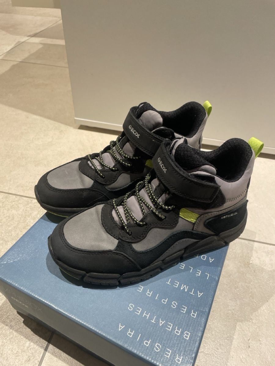 Geox Scarpe per ragazzi: Geox Winterschuhe Gr.34 – Usato da Steinhausen venduto da ani_k6nx