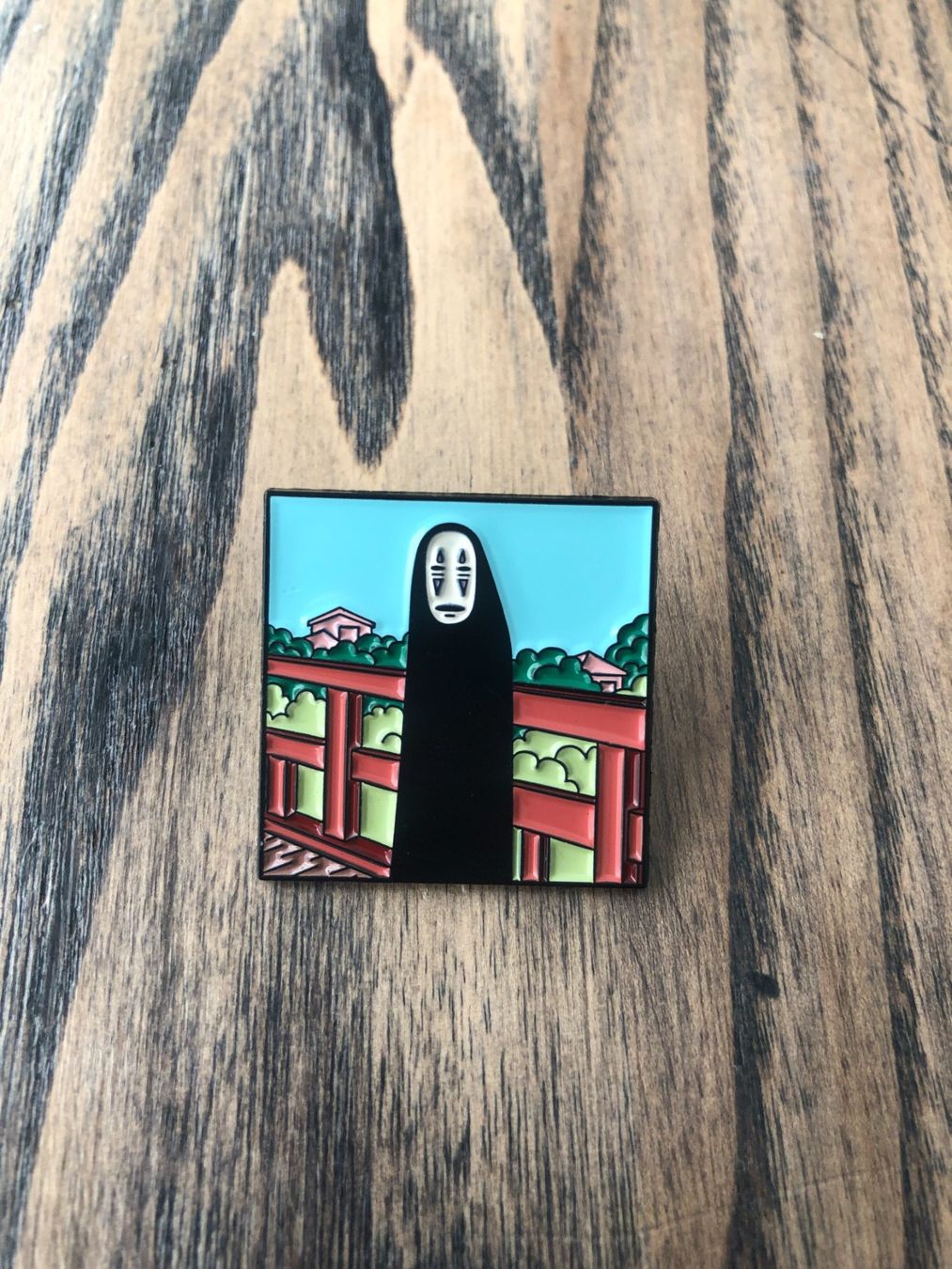 Plaketten & Abzeichen: Pin Anstecker Brosche Ghibli Ohngesicht – Neu (gemäss Beschreibung) aus Berg am Irchel von Zweiti_Chance