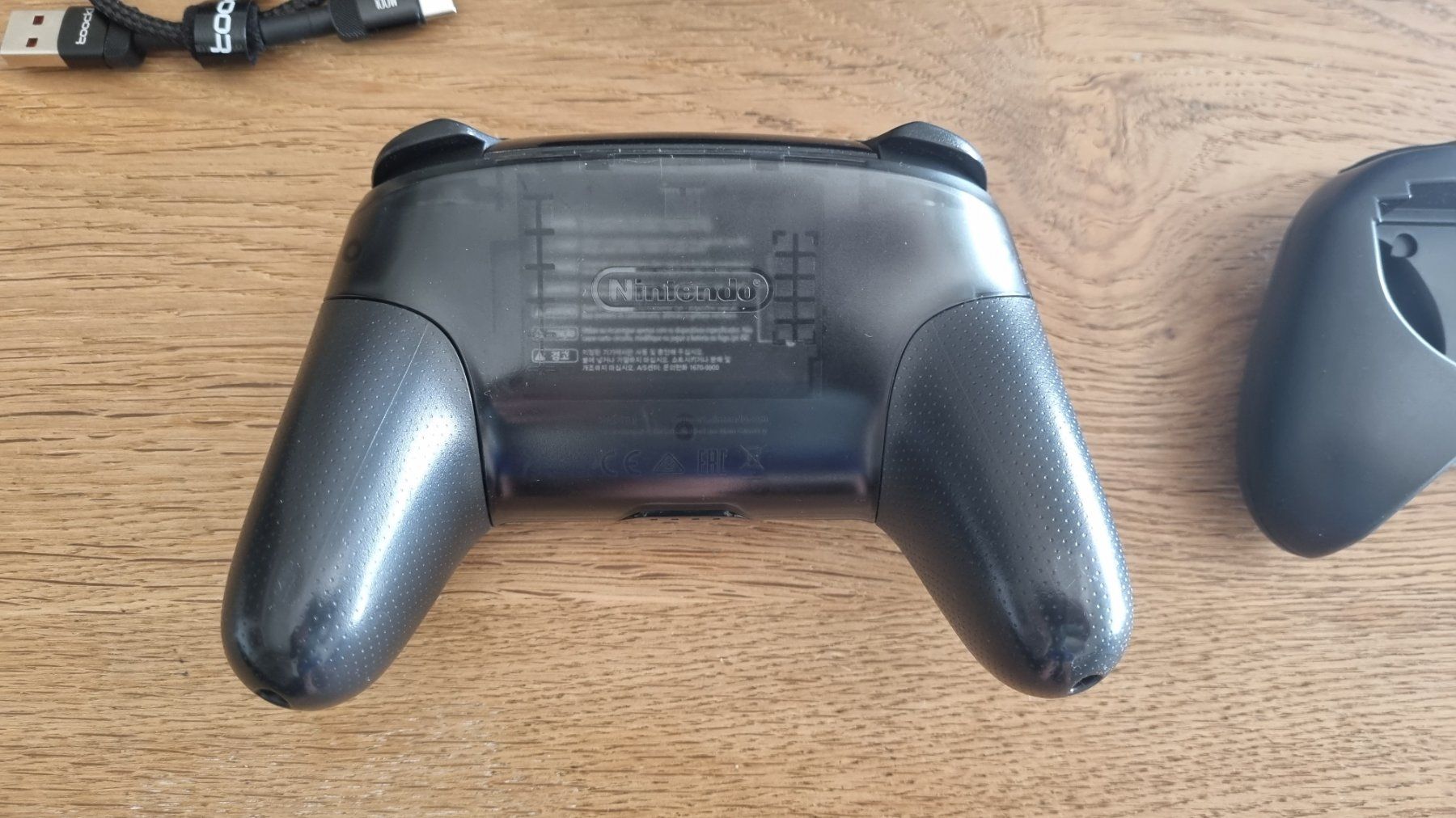 Nintendo Controller: Nintendo Switch Pro Controller Ladestation und Zubehöre – Usato da Birsfelden venduto da val_d9c2 3
