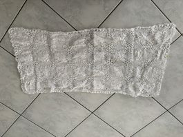Spitzendecke/Läufer weiss gehäkelt 74cm x 35 cm 