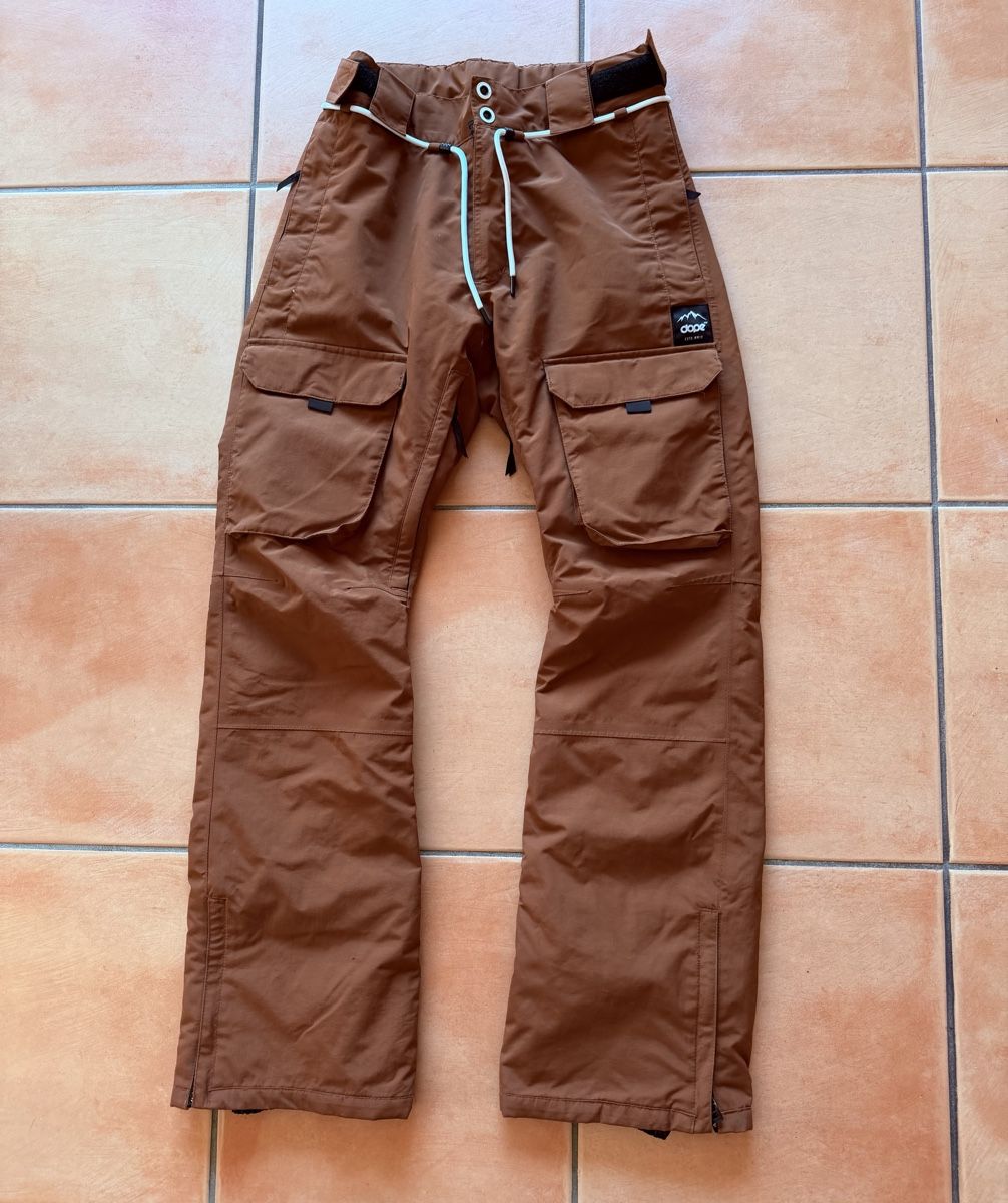 Dope Pantaloni: Dope Snowboardhose Braun Gr S – Nuovo (secondo la descrizione) da Bonstetten venduto da norisknofun123