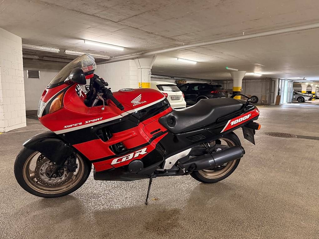 Honda Touring: Honda CBR1000F – Usato da Oberglatt ZH venduto da smexsa